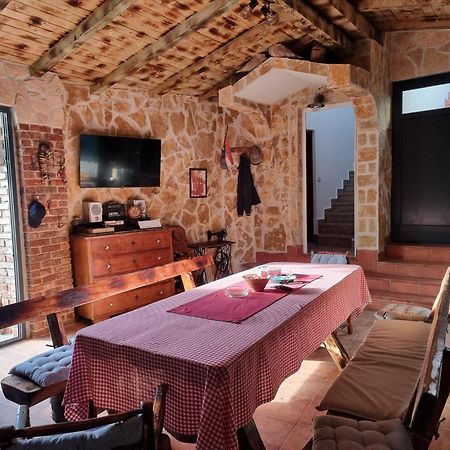 Apartmani Marija Колан Экстерьер фото