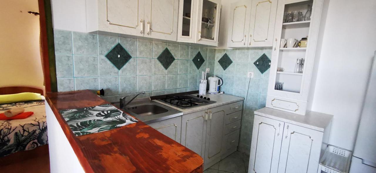 Apartmani Marija Колан Экстерьер фото