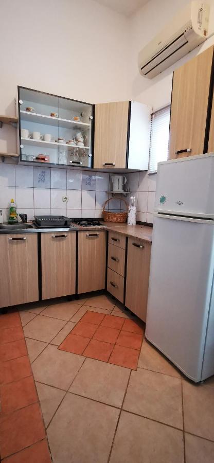 Apartmani Marija Колан Экстерьер фото