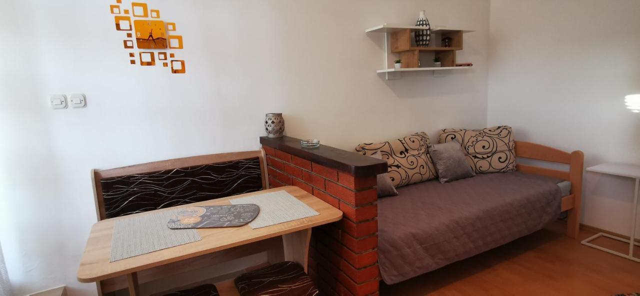 Apartmani Marija Колан Экстерьер фото