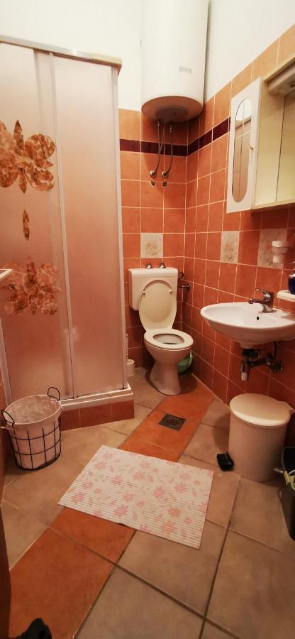 Apartmani Marija Колан Экстерьер фото