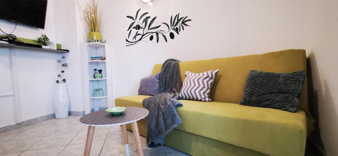Apartmani Marija Колан Экстерьер фото