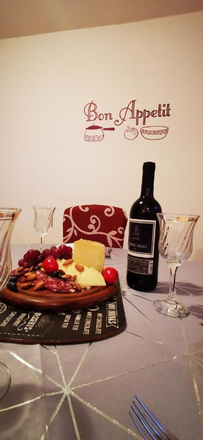 Apartmani Marija Колан Экстерьер фото